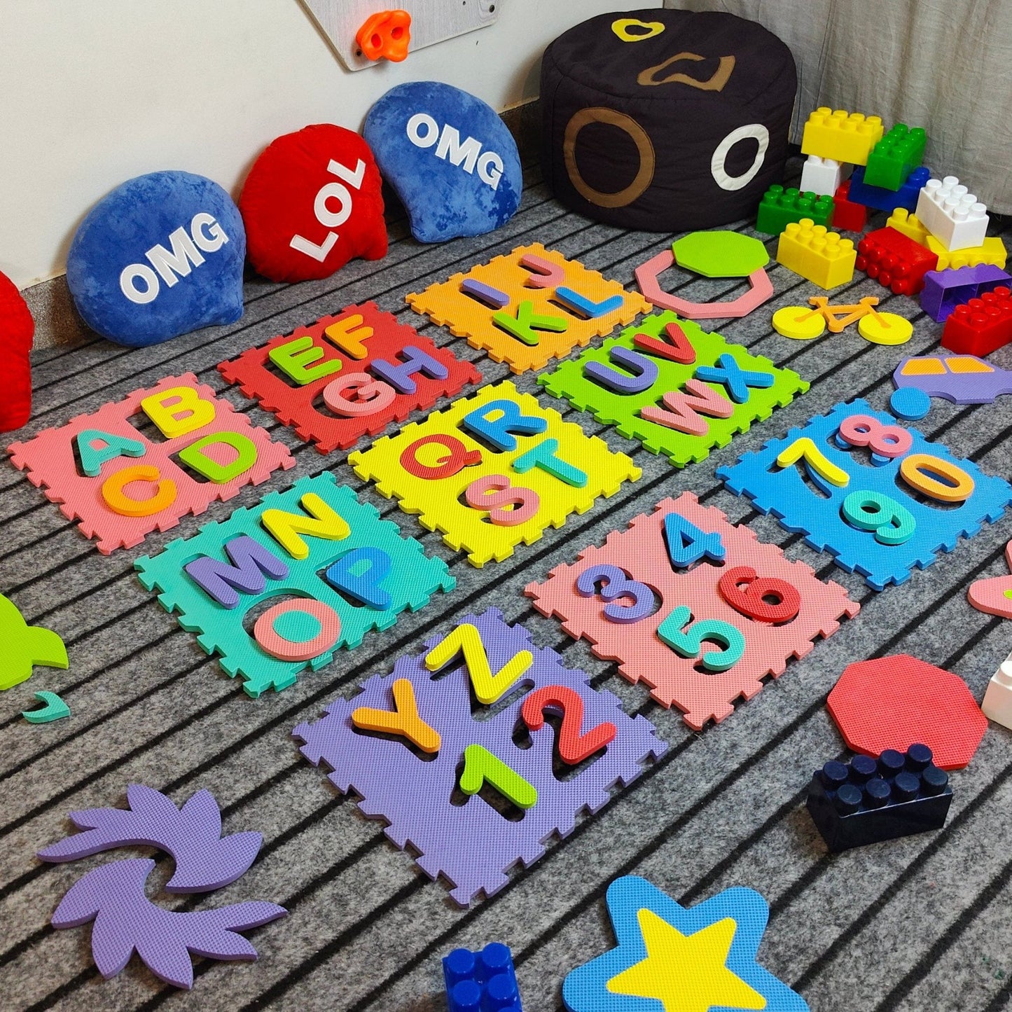 AlphaNumeric Educational Puzzle Mat 36 characters
